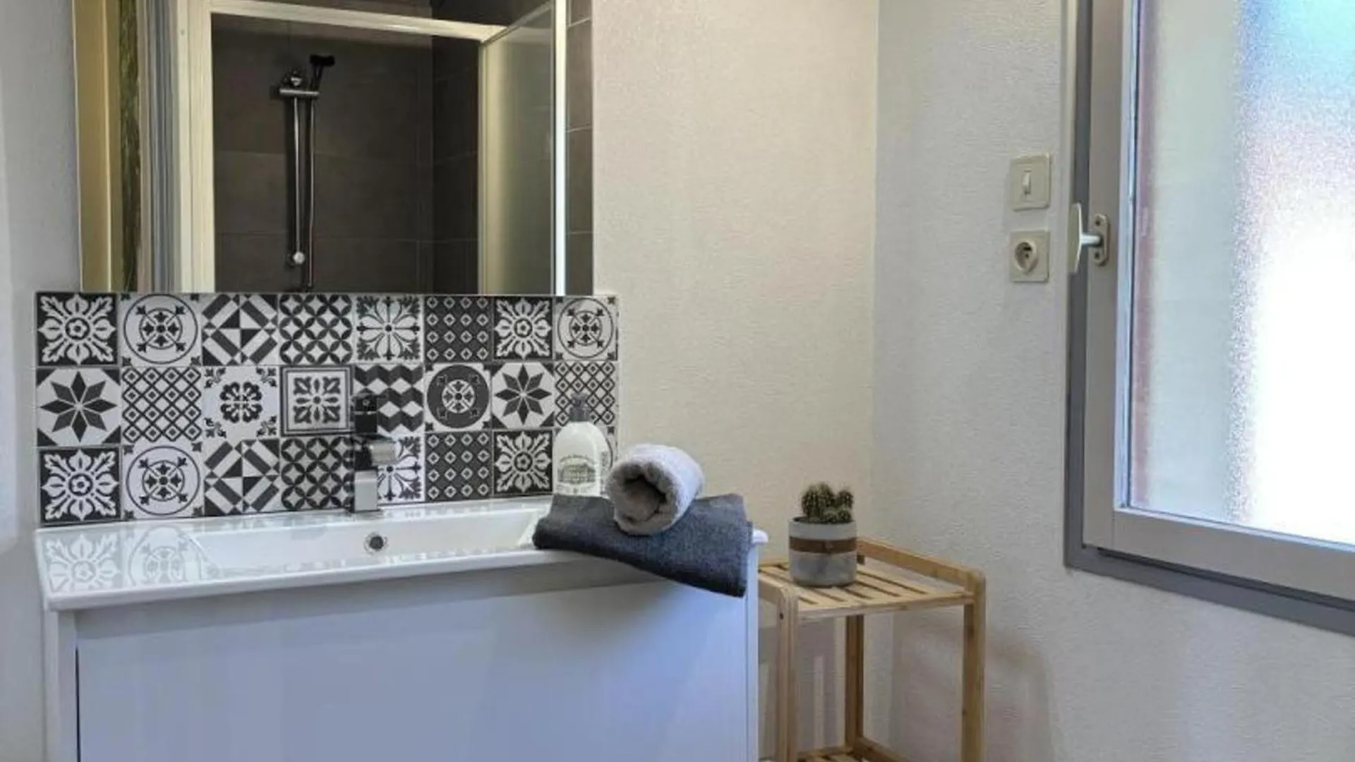 Maison Avec Jardin Pres Du Canal Et De La Loire, Equipement Complet, Parfait Pour Familles - Fr-1-489-550 Diou  Diou (Allier)