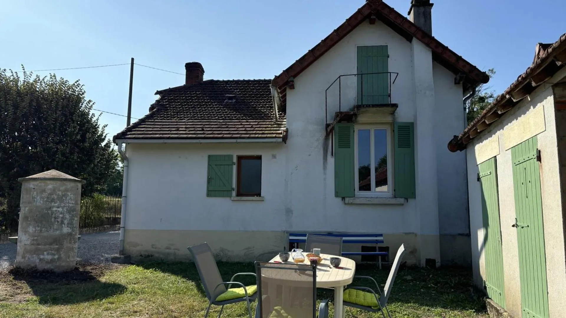 Maison Avec Jardin Pres Du Canal Et De La Loire, Equipement Complet, Parfait Pour Familles - Fr-1-489-550 Diou  Holiday home